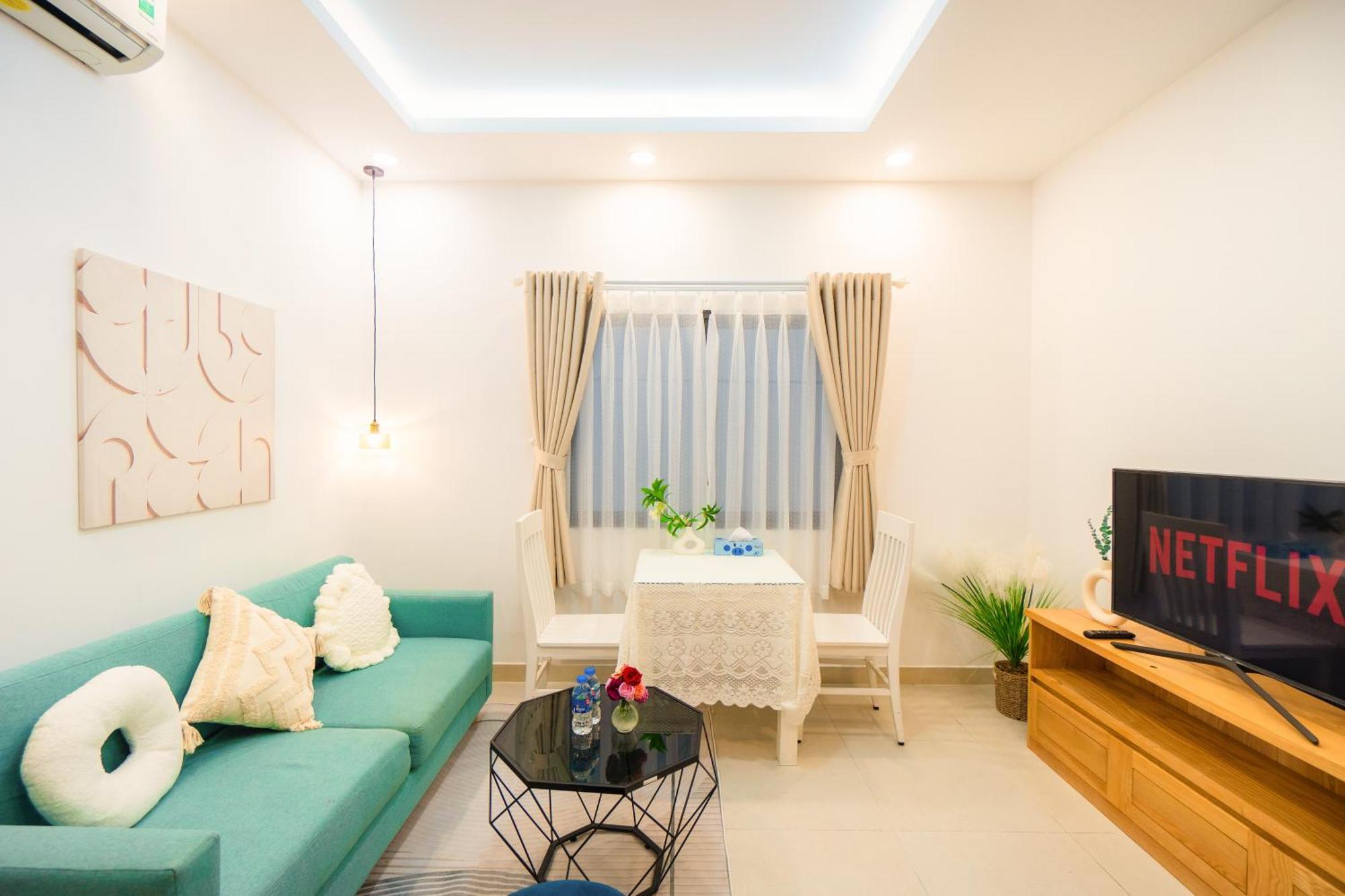 Homey Apartment Хошимин Екстериор снимка